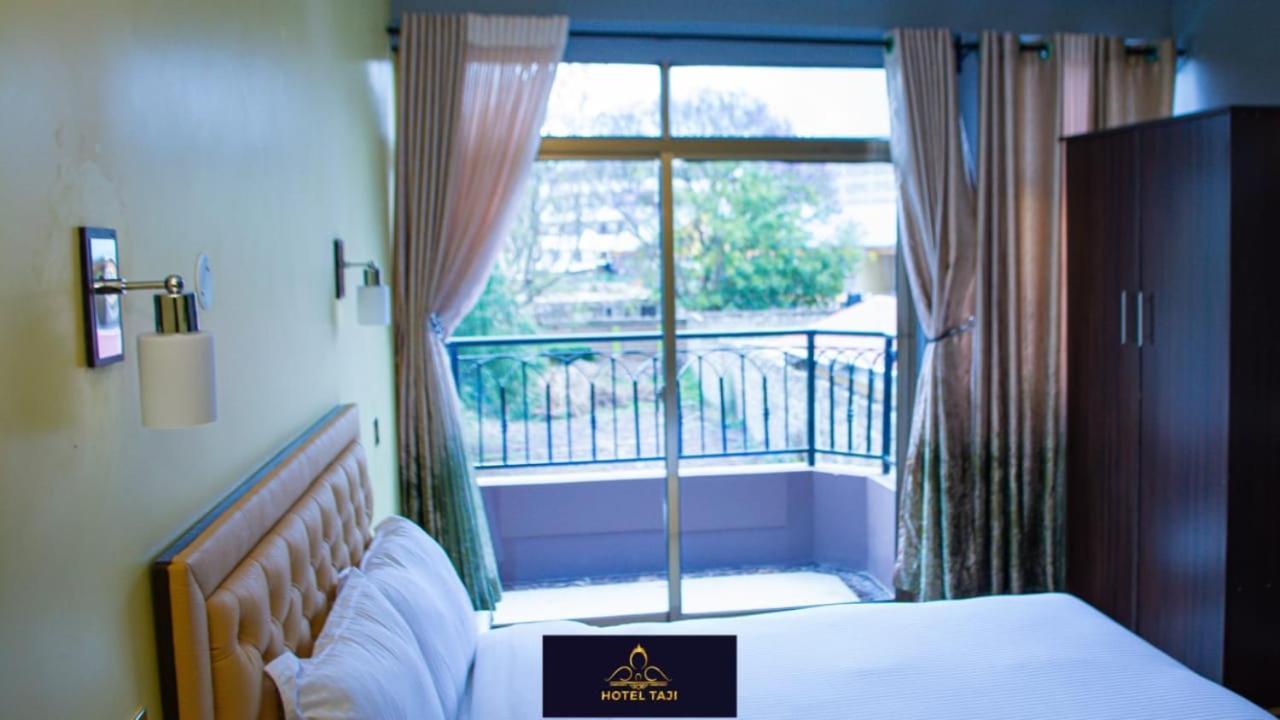 Hotel Taji نانيوكي المظهر الخارجي الصورة