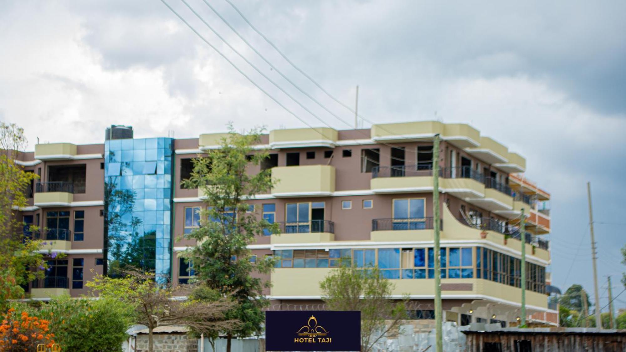 Hotel Taji نانيوكي المظهر الخارجي الصورة