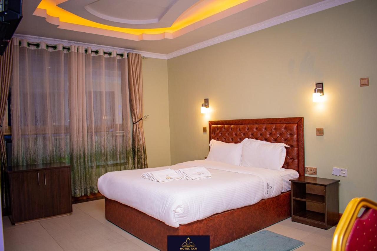 Hotel Taji نانيوكي المظهر الخارجي الصورة