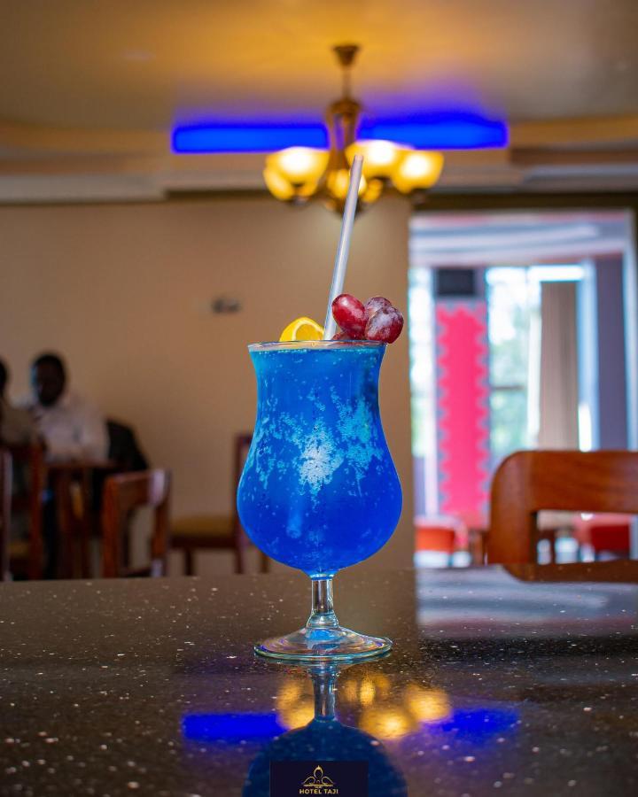 Hotel Taji نانيوكي المظهر الخارجي الصورة