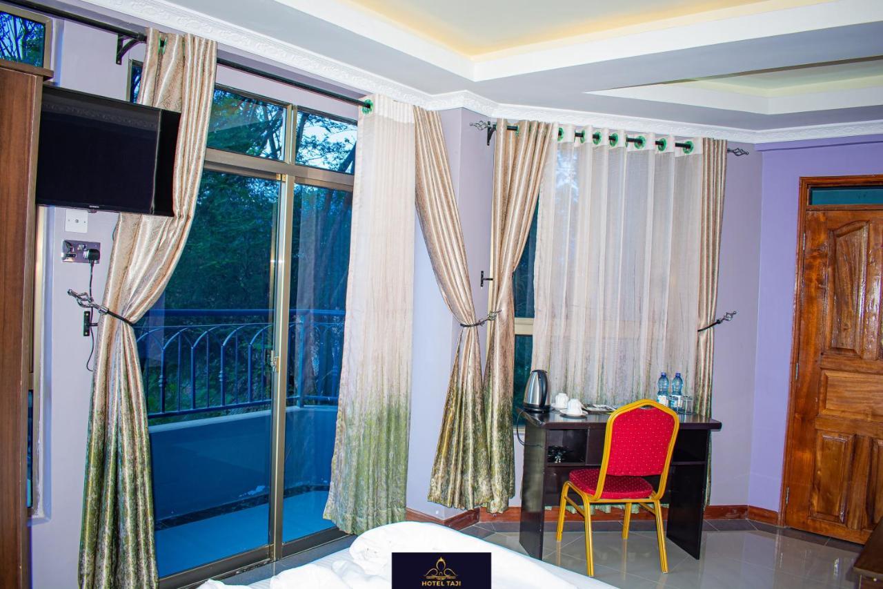 Hotel Taji نانيوكي المظهر الخارجي الصورة